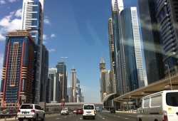 تراجع أرباح أكبر بنوك دبي بنسبة 55 بالمئة خلال أشهر