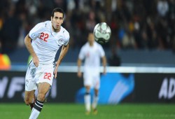 أبو تريكة يوجه رسالة لفرنسا: إلا رسول الله