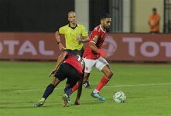 خليل: حسين الشحات يذكرني بنجوم السبعينيات