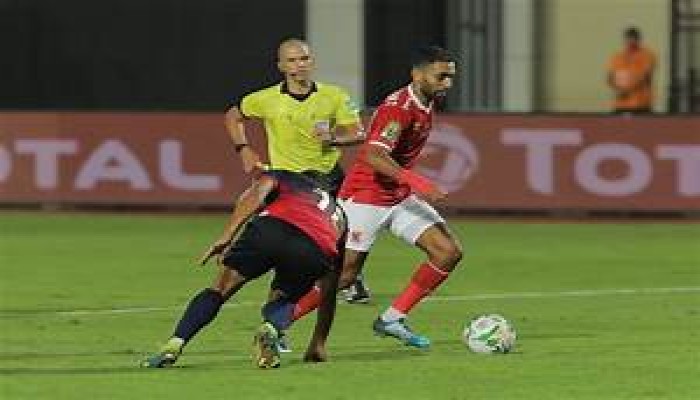خليل: حسين الشحات يذكرني بنجوم السبعينيات