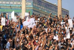 بالصور الاحتلال قمع إحداها.. مسيرات بالضفة والقدس نصرة للرسول محمد