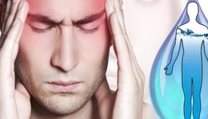 منها آلام الكلى والصداع.. 10 علامات على نقص الماء