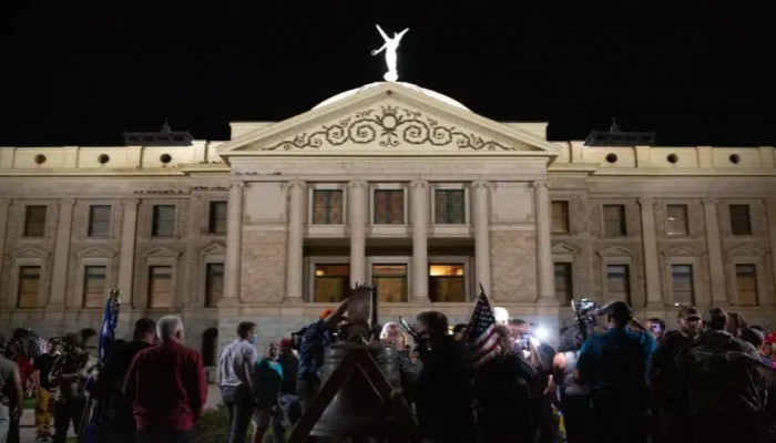 احتجاجات واعتقالات أثناء فرز الأصوات في انتخابات الرئاسة الأمريكية