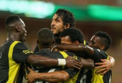 حجازي يُمارس دور القائد بموقف رائع في مباراة الاتحاد