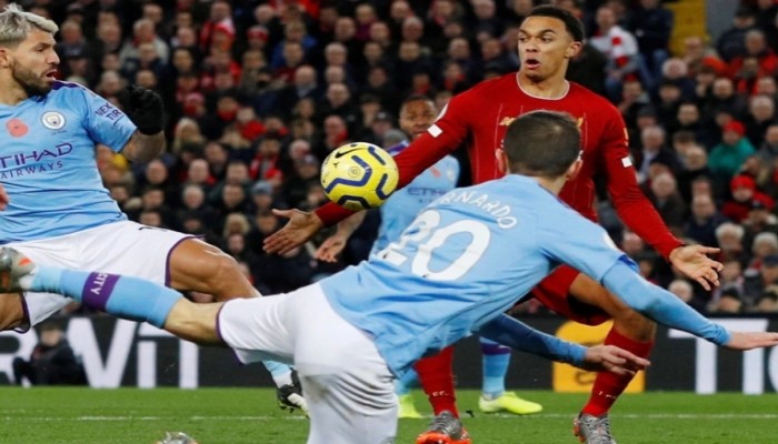 رئيس اليويفا يريد تغيير قانون لمسة اليد