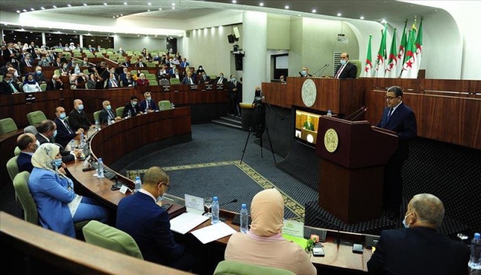 غرفة برلمانية جزائرية تقر قانونا يعاقب مختطفي الأطفال بالإعدام