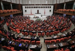 البرلمان التركى يوافق على إرسال قوات إلى أذربيجان