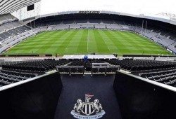 كورونا يؤجل مباراة افتتاح الجولة 11 بالدوري الإنجليزي