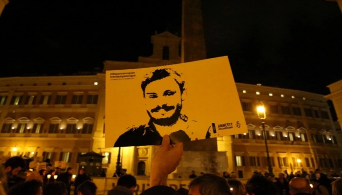 عائلة ريجيني وبرلماني أوروبي بارز يدعوان روما لسحب سفيرها بالقاهرة