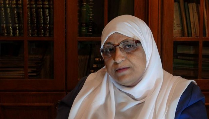 أسرة الحقوقية هدى عبد المنعم: حياتها في خطر
