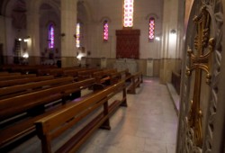 الكنيسة الأرثوذكسية تعلن وفاة 5 كهنة بكورونا خلال 24 ساعة وتعلّق كافة أنشطتها