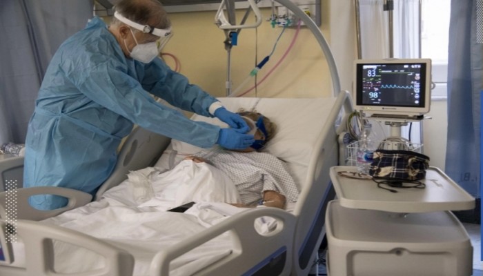 كورونا.. تفشٍ قياسي بالولايات المتحدة وبدء التلقيح في روسيا وقريبا في بريطانيا