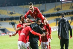 كاف يعلن غدا موعد ومكان السوبر الأفريقى بين الأهلى ونهضة بركان