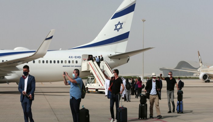 قناة عبرية: قتلة وتجار مخدرات إسرائيليين فروا مؤخرا إلى دبي