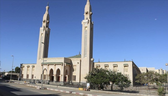 موريتانيا.. تعليق صلاة الجمعة للحد من تفشي كورونا