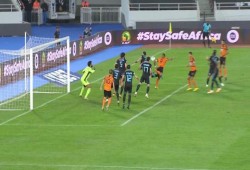 بيراميدز يخسر نهائي الكونفدرالية أمام نهضة بركان وسط "فضيحة" تحكيمية