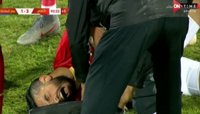 إصابة ناصر ماهر بخلع في الكتف ونقله للمستشفى