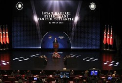 أردوغان يكشف عن مبادئ خطة عمل حقوق الإنسان في تركيا