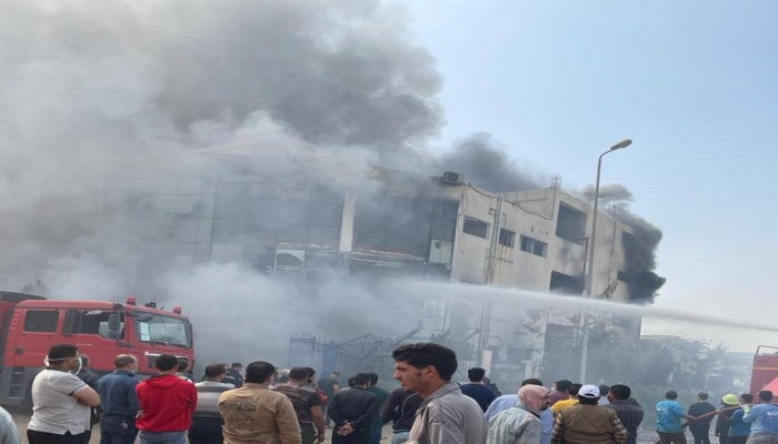 ارتفاع ضحايا حريق مصنع العبور إلى 20 حالة وفاة و24 مصابا