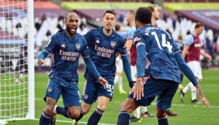 مواعيد مباريات اليوم الخميس والقنوات الناقلة