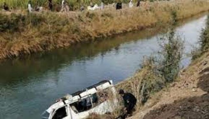 مصرع 4 أشخاص وإصابة 3 آخرين إثر انقلاب سيارة فى ترعة الصحارة بسوهاج