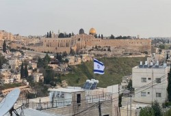 عكرمة صبري: تسريب أي عقار للاحتلال جريمة وخيانة للدين والوطن