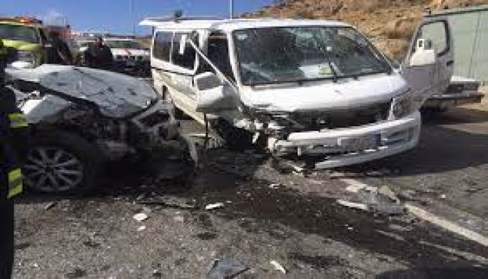 إصابة 7 أشخاص فى حادث تصادم سيارتين بطريق "السخنة- القاهرة"