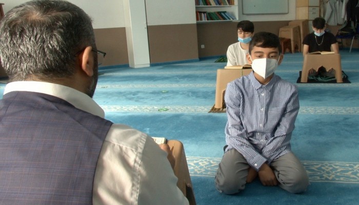 ألمانيا.. فتى يختم القرآن بتلاوة واحدة