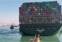 حادثة قناة السويس رفعت مستوى "ثاني أوكسيد الكبريت" بالمنطقة