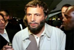 سلطات الصهاينة تلغي حفلا ليوسف إسلام