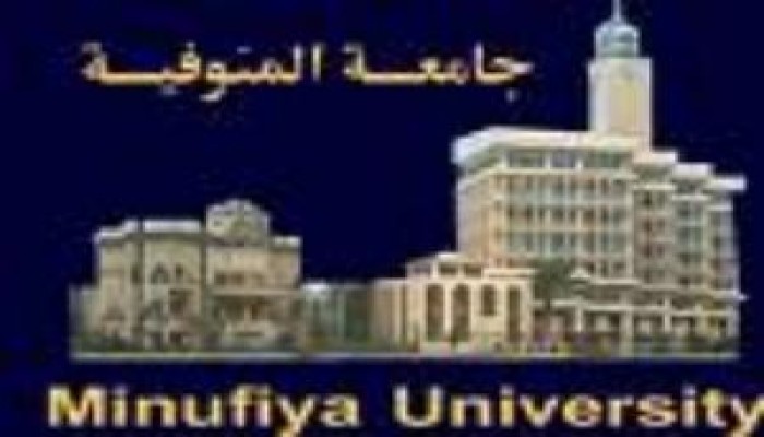 عميد طب المنوفية يمزق لوح الصلاة بنفسه ويهدد الطلبة بالاعتقال