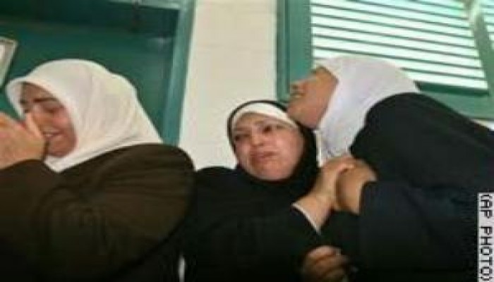 وفاة سيدة فلسطينية يرفع عدد ضحايا الحصار الى 261
