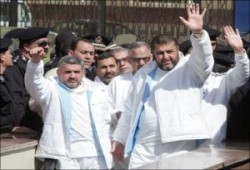 عامان على بدء مهزلة المحكمة العسكرية