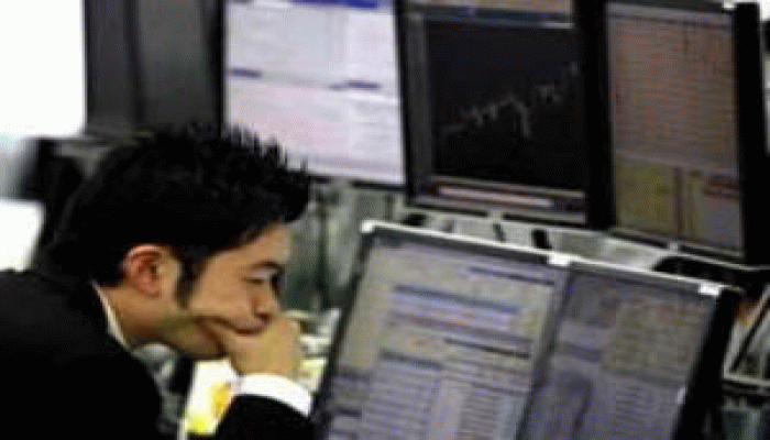 أزمة السيارات الأمريكية تهوي بالبورصات العالمية