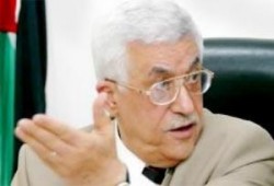 استطلاع يظهر عدم رغبة فلسطنيي الضفة والقطاع التمديد  لعباس