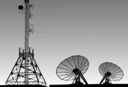 عناصر من حماس تخترق موجات بث صهيونية ... إستمع للتسجيل