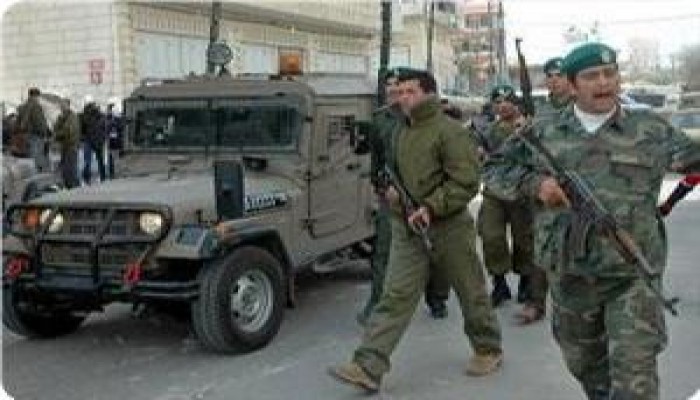 خبراء أمريكان وصهاينة يلتقون قادة من "فتح" والسلطة لنقاش دورهم بإنجاح العدوان على غزة