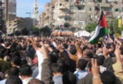مايزيد على ثلاثين الفا من المتظاهرين بالمسجد الاحمدى بطنطا يهتفون من اجل غزة