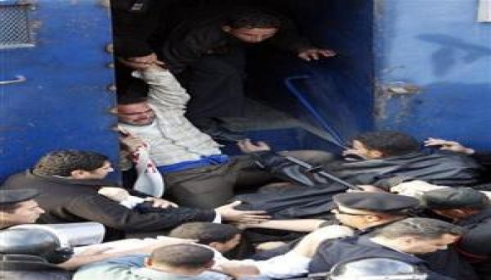 اعتقال 20 من معلمي الإخوان بالشرقية بعد مظاهرة حاشدة لنصرة غزة