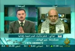 شاهد فيديو لقاء الأستاذ وجدى غنيم وهو بالملابس العسكرية على قناة الجزيرة