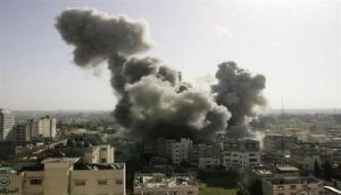أونروا تعلق أعمالها بغزة بعد قصف إسرائيل لمقرها