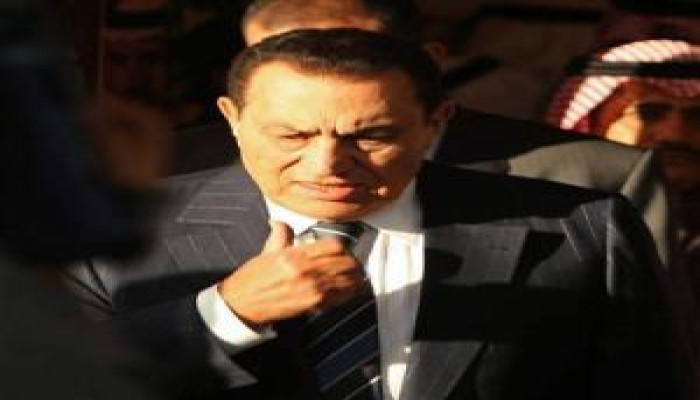 مبارك يعلن رفض مصر لوجود مراقبين أجانب على أراضيها مع غزة