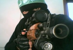 الأوبزرفر: مكانة حماس في غزة لم تمس بل تحسنت