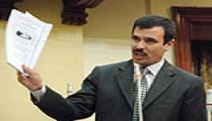 بدر الدين يؤكد حضوره "القيم" و سرور يرفض حذف عبارات من المضبطة تجنت عليه