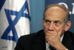 تضييق على المقاومة وتسامح للجلاد/ تكتم قبرصي حول باخرة يشتبه بنقلها اسلحة لحماس