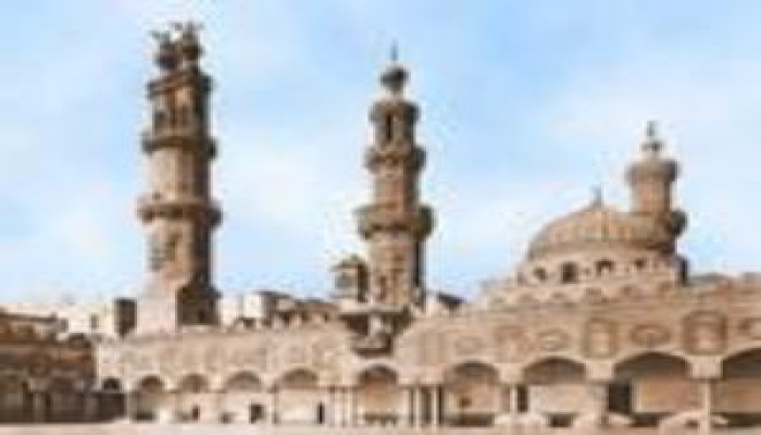 علماء مصر يحرمون غلق المعابر وهدم الأنفاق ومنع السلاح عن المجاهدين
