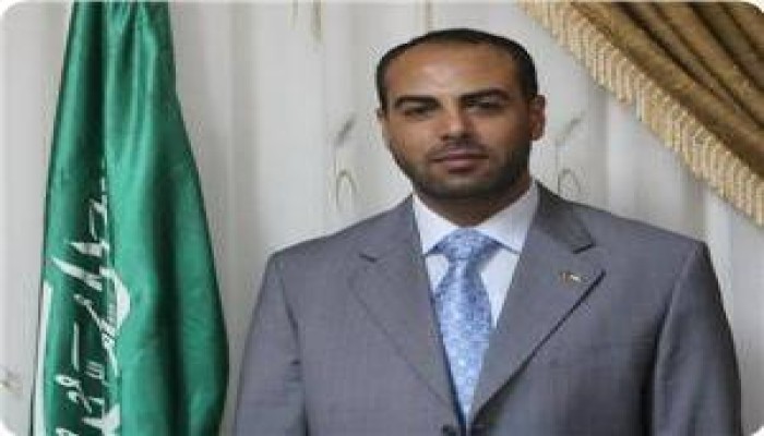 عودة أيمن طه إلى غزة وزيارة مرتقبة الأحد لاستكمال المباحثات في القاهرة
