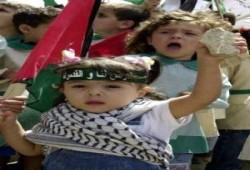 مصدر أمني يكشف القبض علي 4 أطفال يحملون «بنادق بلاستيك» وحلوي في طريقهم إلي غزة