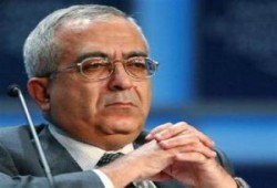 خطط أمريكية لتولية فياض رئاسة السلطة وحماس ترفض والأحمد:استقالته "بروباجندا" إعلامية
