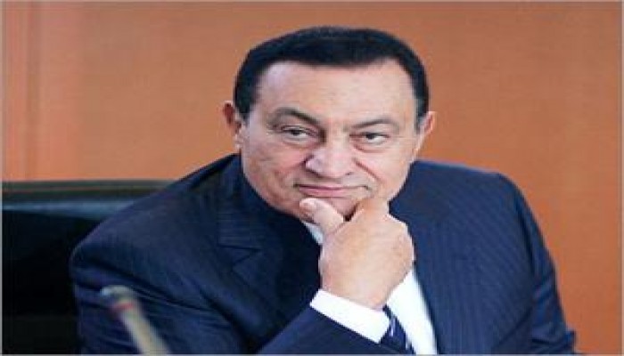 مبارك يجرى تعديل وزارى محدود بمصر